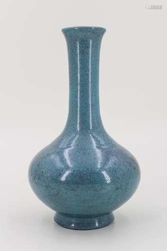 CHINESE ROBIN'S EGG-GLAZED LONG NECK VASE