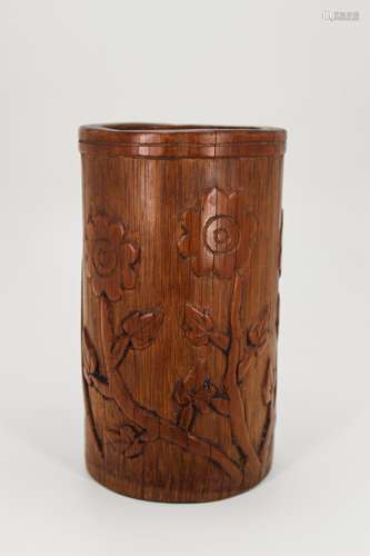 CHINESE BAMBOO CARVED BRUSH POT