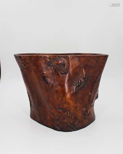 CHINESE HUANGHUALI WOOD NATURAL FORM BRUSH POT