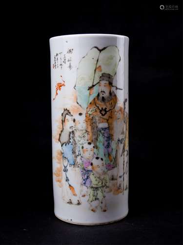 CHINESE QIANJIANG PAINTED PORCELAIN HAT STAND