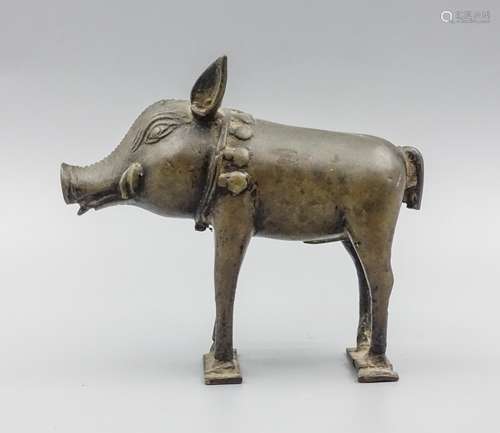 CHINESE BRONZE FIGURE OF BOAR