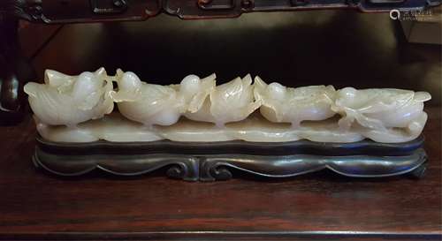 CHINESE WHITE JADE CARVED BRUSH REST