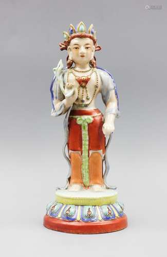 CHINESE PORCELAIN FIGURE OF GUANYIN