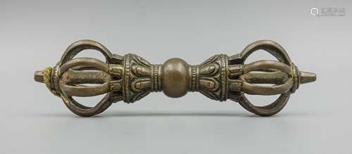 CHINESE MING DYNASTY GILT BRONZE VAJRA