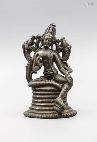 PALA STYLE BRONZE FIGURE OF SEATED GUANYIN