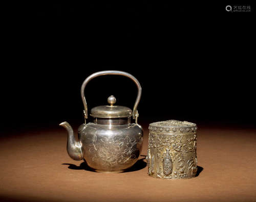 银茶具一套两件（茶壶、茶叶罐）