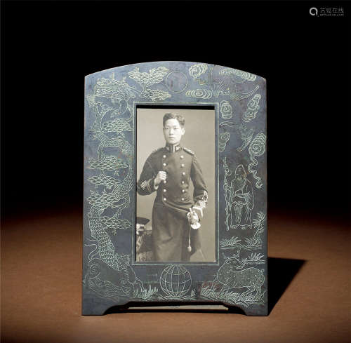 铜攒花相框及原版清新军军官照片