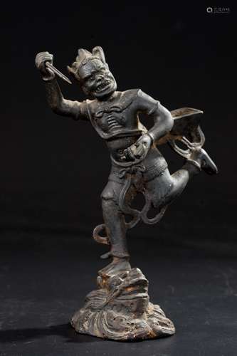 CHINESE QING DYNASTY BRONZE FIGURE OF DEITY