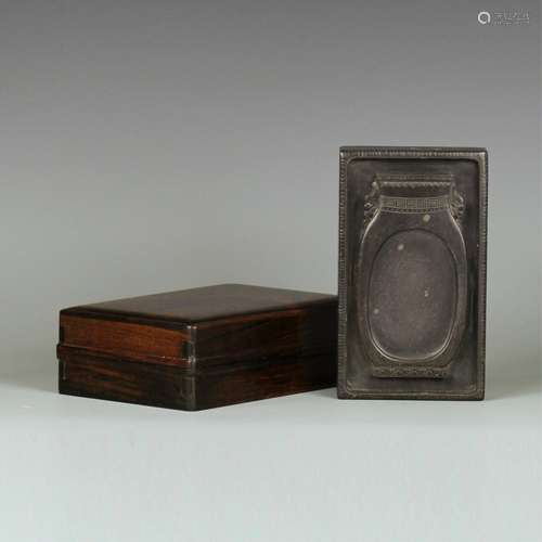 CHINESE DOUBLE SIDED INKSTONE WITH HARDWOOD BOX