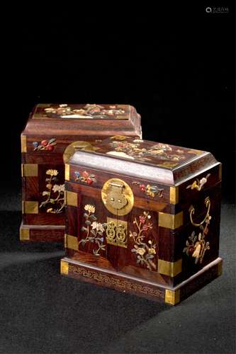 PAIR OF CHINESE HARDWOOD JEWELRY CHEST BOX