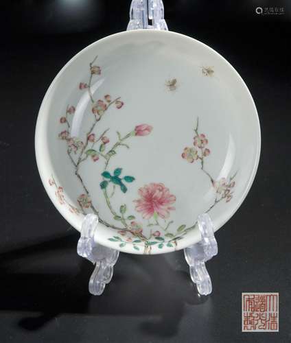 CHINESE FAMILLE ROSE FLOWER PLATE