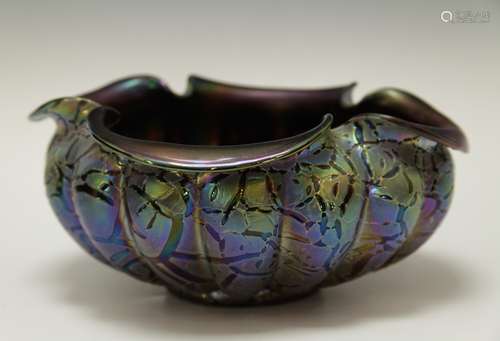 Loetz Style Art Glass Bowl