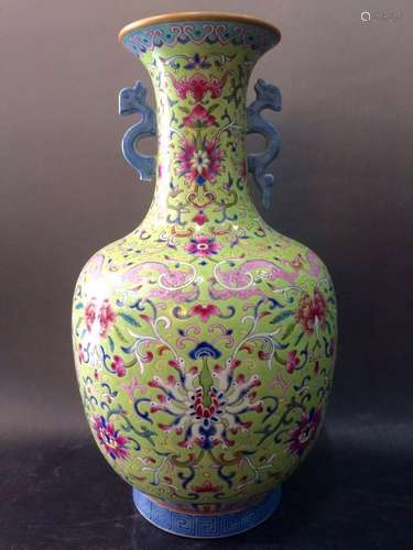 Chinese Famille Rose Porcelain Vase