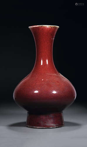 清中期 红釉赏瓶