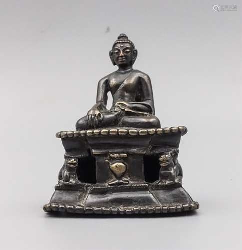 CHINESE BRONZE FIGURE OF SHAKYAMUNI