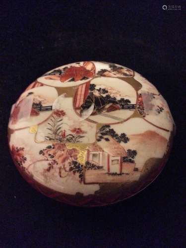 Japanese Imari porcelain covered box