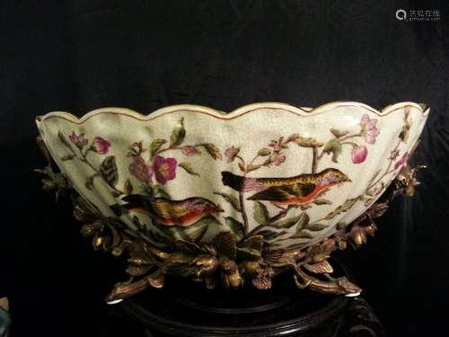 Chinese Famille Rose enameled porcelain brushpot