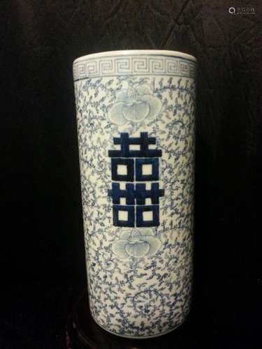 Antique Chinese Famille Porcelain vase