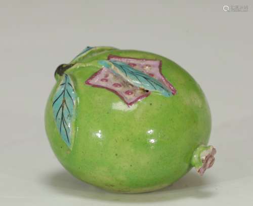 Chinese Late Qing Pomegranate Porcelain