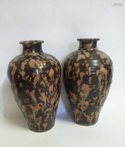 Pair of Chinese JiZhous type Floral Vases