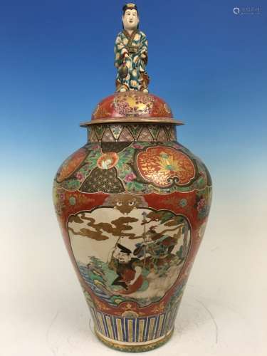 ANTIQUE Huge Japanese Kutani Covered Jar with flowers and Soldiers, figure finial, Meiji period, 31
