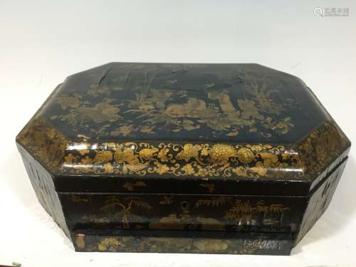 ANTIQUE Chinese Large Lacquer wood Box, 18th Century, Qianlong period. 19
