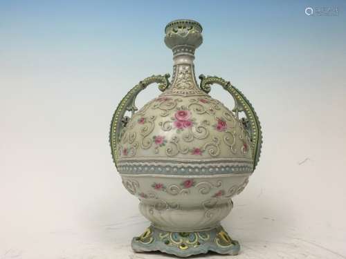 ANTIQUE Japanese Mirage Bottle vase, Meiji period.  10 1/2