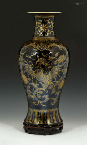 19th C. Chinese Black Glazed Vase