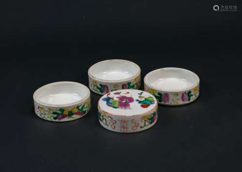 Late Qing / Republic-A Group Of Famille-Glazed Porcelain Box And Cover