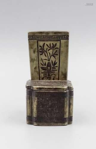 CHINESE BRONZE INK WELL
