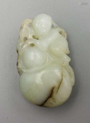 CHINESE QING DYNASTY HETIAN JADE CARVED BOY