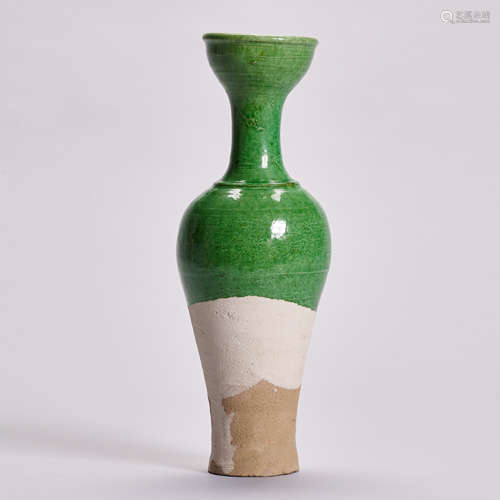 綠釉盤口瓶