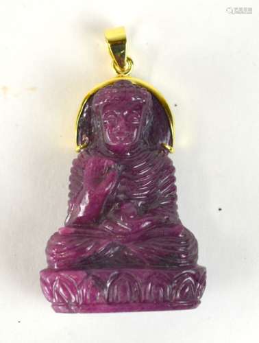 Chinese Carved Ruby Buddha Pendant w/Gold