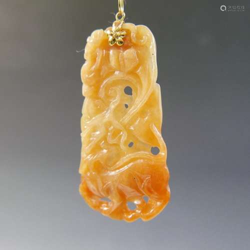 ANTIQUE CHINESE CARVED RED JADEITE PENDANT 14K GOLD