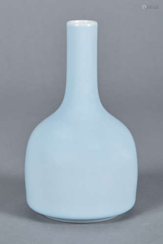 Chinese Clair de Lune Glazed Porcelain Mallet-Form Vase 19th Century