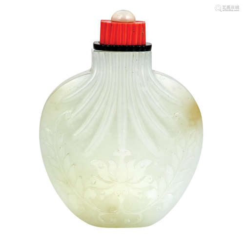 Chinese White Jade Purse-Form Snuff Bottle Qing Dynasty