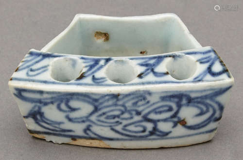 Chinese Blue and White Glazed Porcelain Incense Holder Ming Dynasty