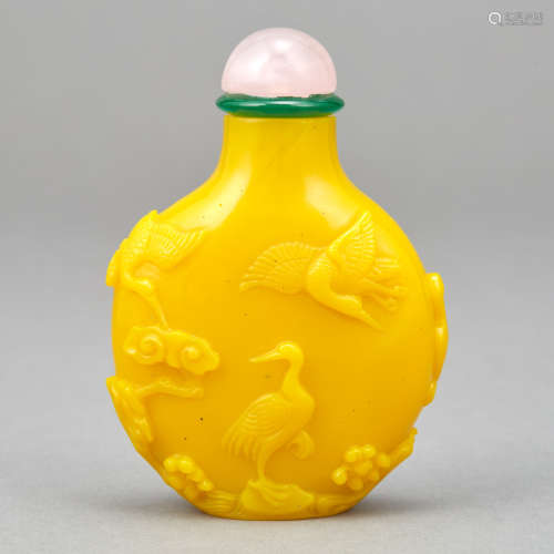 Chinese Yellow Glass Snuff Bottle