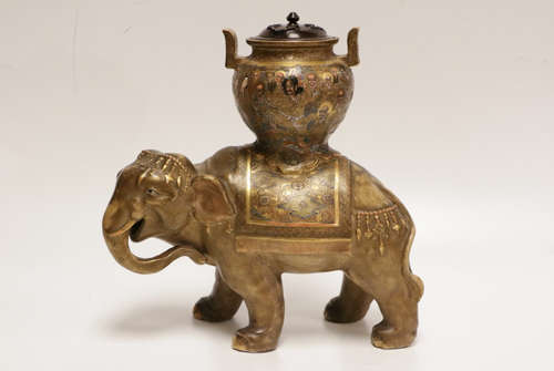 Japanese Satsuma Elephant Censer, Hand Warmer