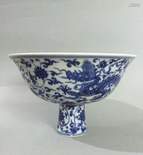 Chinese Blue/White High Foot Bowl