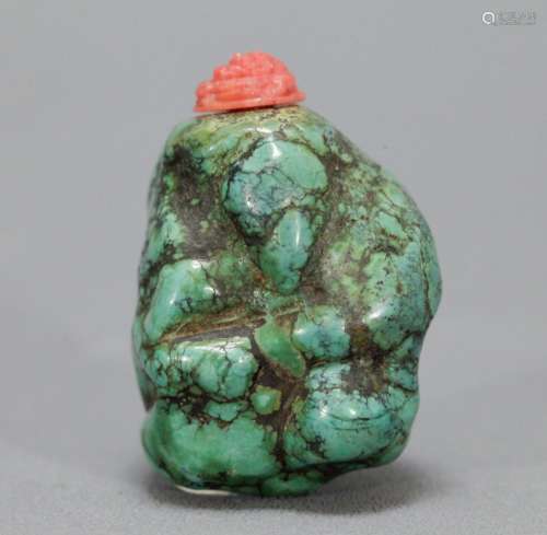 A Turquoise Matrix Snuff Bottle in Natural Form