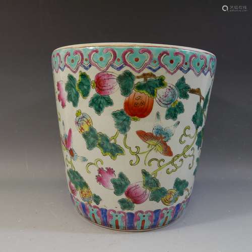 ANTIQUE CHINESE FAMILLE ROSE PORCELAIN POT - REPUBLIC PERIOD