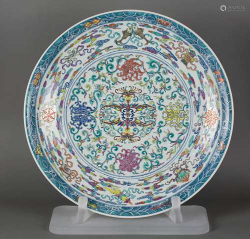 CHINESE DOUCAI EIGHT TREASURE PLATE