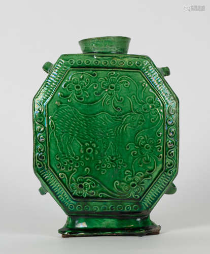 CHINESE GREEN GLAZED FLASK VASE