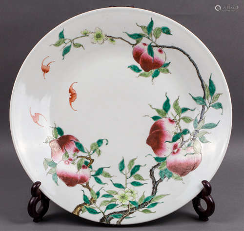 CHINESE QING FAMILLE ROSE NINE PEACH CHARGER