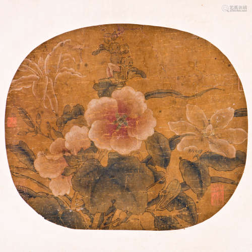 A ROUNDEL PAINTING OF FLORAL MOTIF