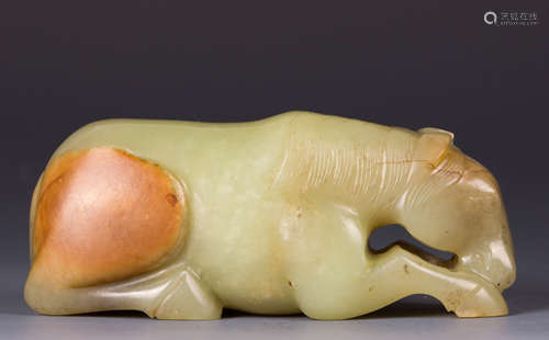 CHINESE YELLOW JADE FIGURE OF HORSE WITH SKIN