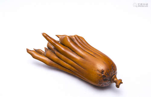 A Chinese Carved Boxwood Hand Of Budda