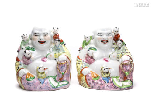 A Pair Of Chinese Famille-Rose Budda 