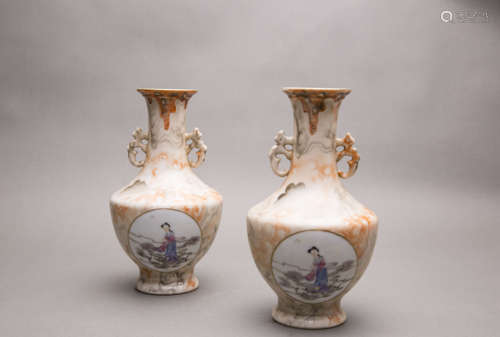 A Pair Of Chinese Famille-Rose Vase